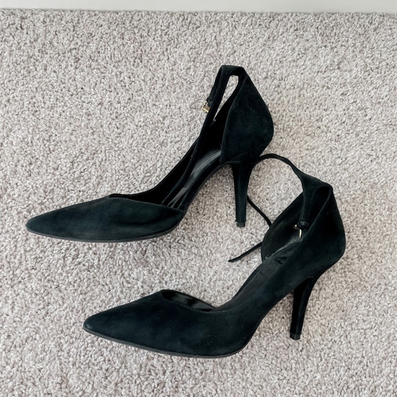 Suede Black Michael Kors Heels - Picture 5 of 7